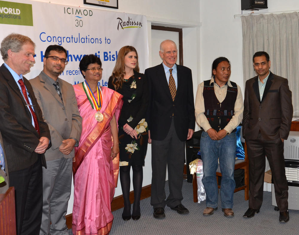 participants in Hillary Medal presentation